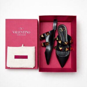 LIKE NEW Valentino Garavani Roman Stud Flat Mules